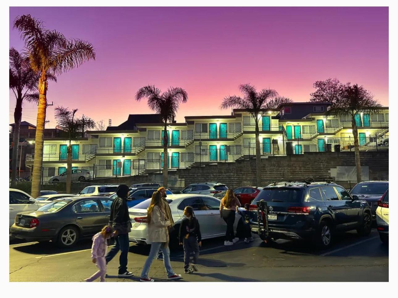 Fireside Inn By The Beach Boardwalk & Bowling Santa Cruz Exteriör bild