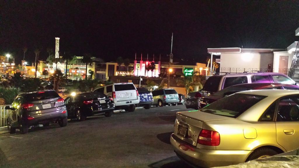 Fireside Inn By The Beach Boardwalk & Bowling Santa Cruz Exteriör bild